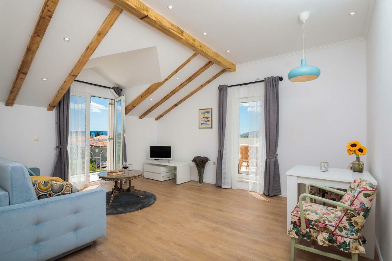 Ferienwohnung Otium Kaštela Exterior foto